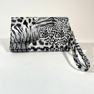 Black & White Wild Print Safari Chic Animal Pattern Convertible Women’s Purse